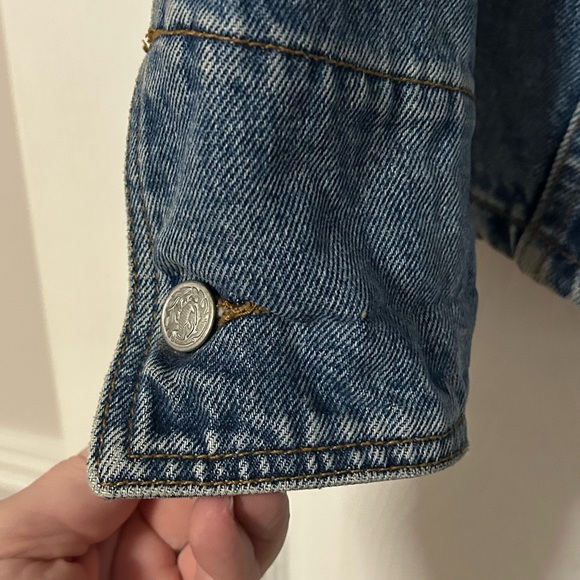 Jean Jacket - Picture 4 of 14